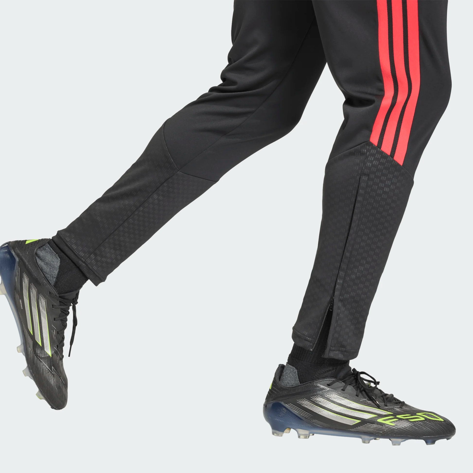adidas Men's Tiro 26 Competition Training Pant Black Selure Cuff